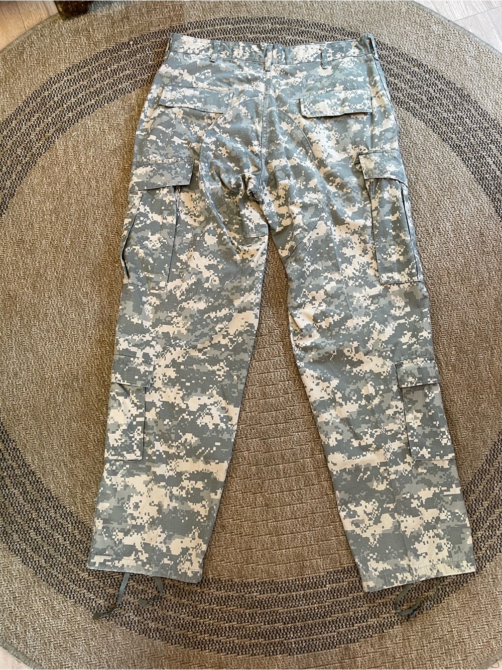 US Army issue combat pants Army Combat Uniform ACU digital camouflage pattern. - Picture 12 of 12